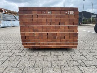 Ca. 78x Angelim Pedra Onderliggers Geschaafd, 45x68mm, lengte 250cm